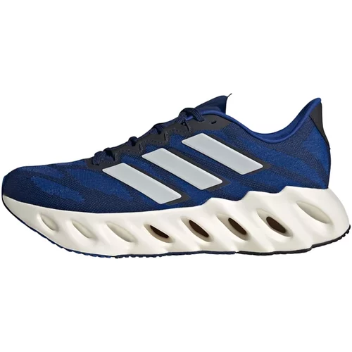 Adidas Tenisice za trčanje 'Switch Fwd' plavi traper / siva / crna / bijela