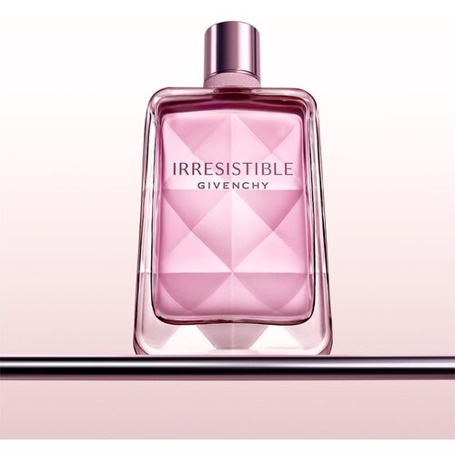 Givenchy Irresistible Very Floral parfumska voda za ženske 80 ml Slike