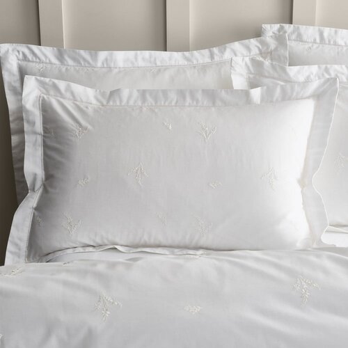 Bianca Bela enojna bombažna posteljnina 135x200 cm Lottie Floral Embroidery &amp;ndash; Slike
