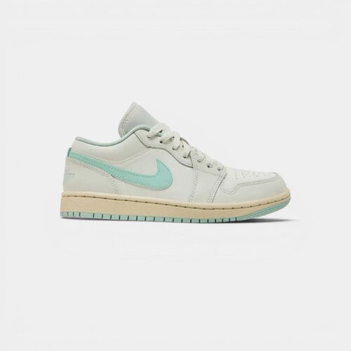 Nike Nizke superge Jordan Brand Air Jordan 1 Low Wmns "Sail Igloo" Bež Cene
