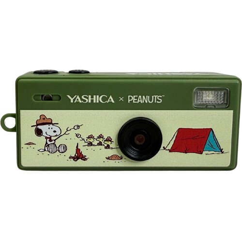 YASHICA Funtastic x Peanuts Snoopy&amp;acute;s Summit Slike