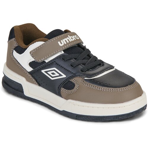 Umbro Nizke superge UM TRAVYS VLC Črna Cene