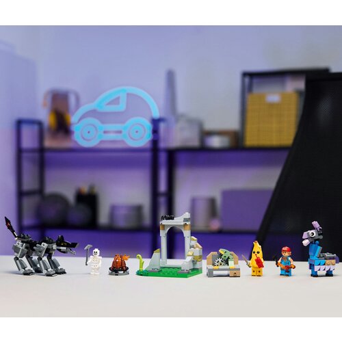 Lego Fortnite - Peely i Sparkplug u kampu (77075) Slike
