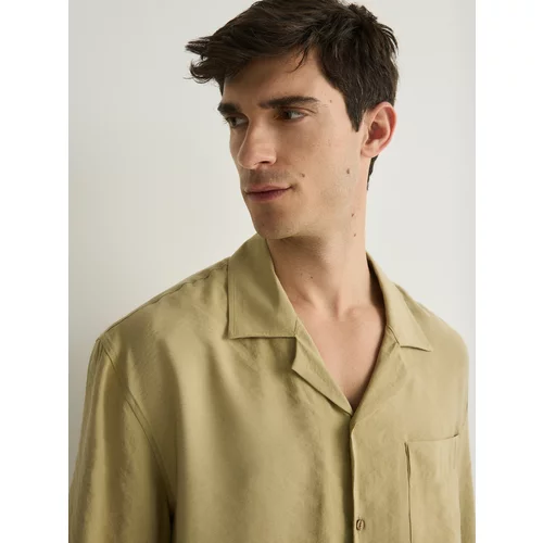 Reserved - Comfort fit košulja s visokim udjelom modalnih vlakana - svjetlomaslinasto