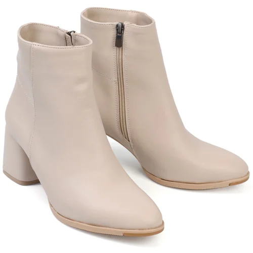 Capone Outfitters Women's Round Toe Boots