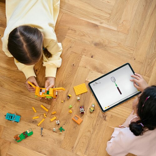 Lego Leif sa kamp-prikolicom i ba&amp;scaron;tenskom radnjom ( 77054 ) Slike