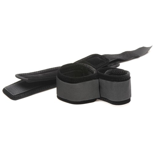 XR Brands Wrist and Ankle Cuffs - Black Cene