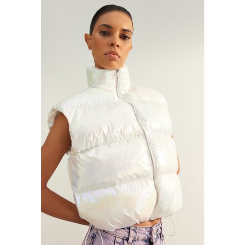 Trendyol Limited Edition White Regular Glossy Inflatable Vest Slike