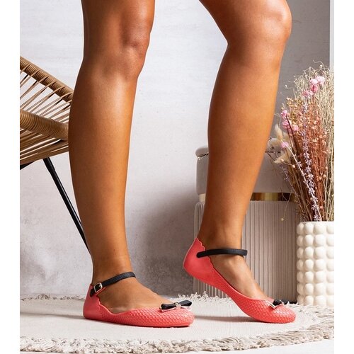 D/CEO Pink ballerinas Heather Cene
