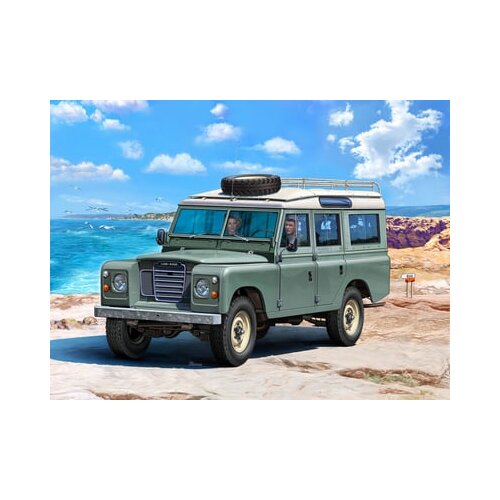 Revell Model Set Land Rover Series III Cene