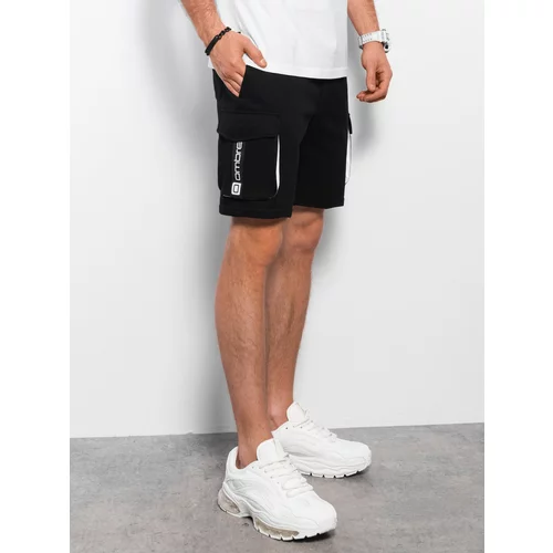 Ombre Men's shorts with cargo pockets - black