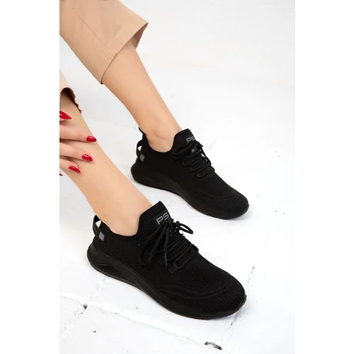 Soho Black Matte-Black Unisex Sneakers 16884