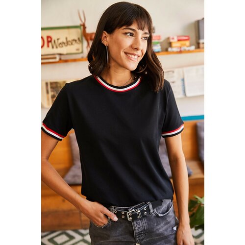 Olalook Women's Black Sleeve And Collar Detailed T-Shirt Cene