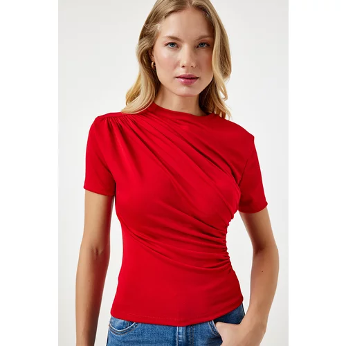 Happiness İstanbul Women's Red Gathered Detailed Viscose Blouse