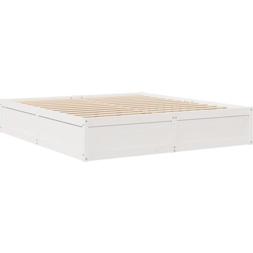 vidaXL Posteljni okvir bel 200x200 cm trdna borovina, (21216584) Cene