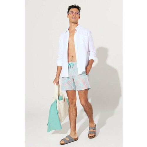 AC&Co / Altınyıldız Classics Men's Green-Pink Standard Fit Regular Fit Pocket Quick Dry Patterned Marine Shorts Slike