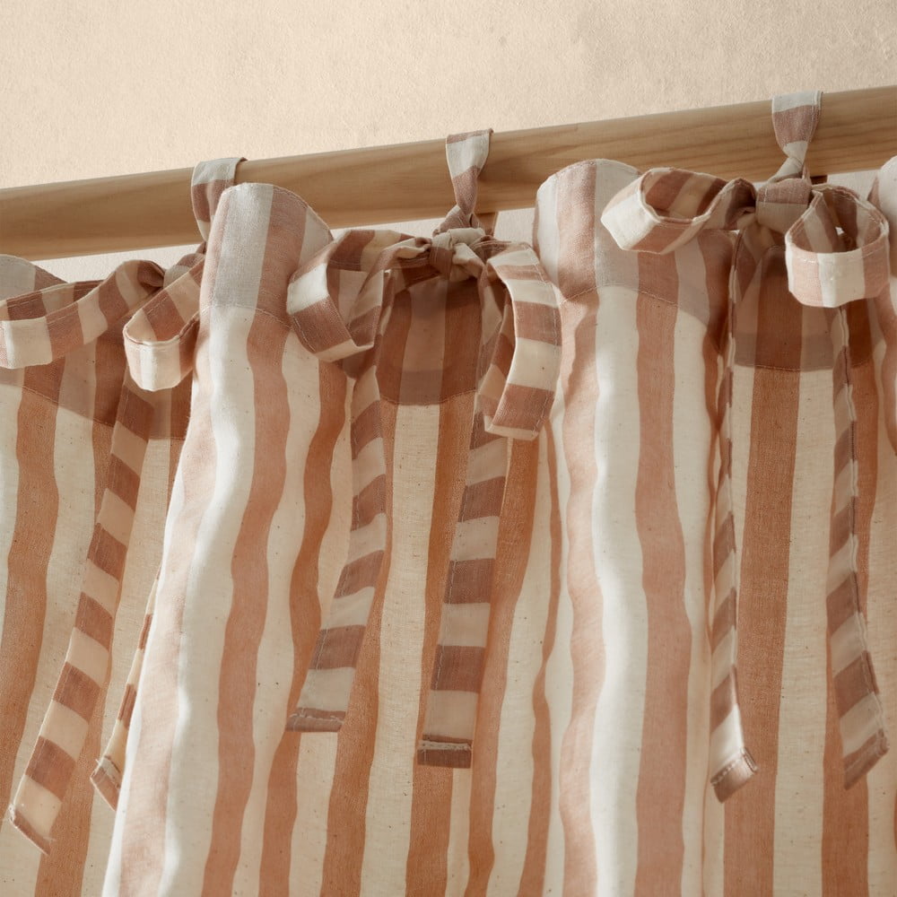 Pineapple Elephant Prosojna zavesa v barvi terakote 140x183 cm Zanzibar Stripe &amp;ndash; Slike