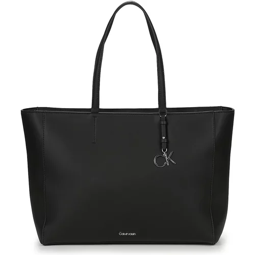 Calvin Klein Jeans Nakupovalne torbe CK MUST SHOPPER MD Črna