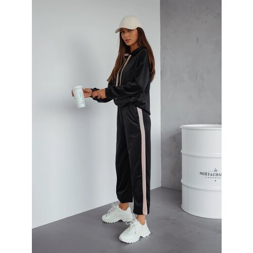 Resti Women&amp;#039;s tracksuit set in velour style Slike