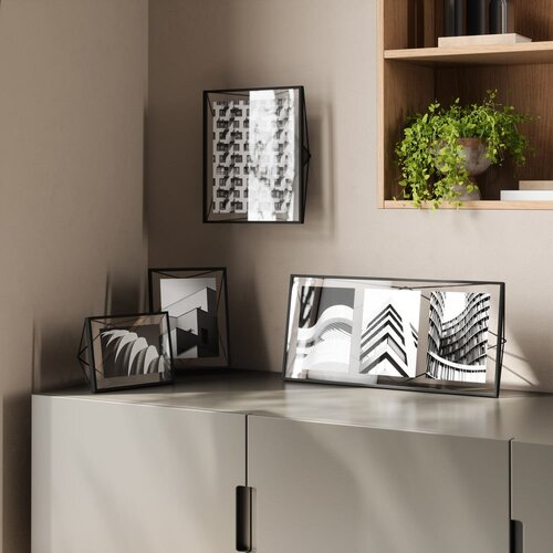 Umbra Crni metalni stojeći/viseći okvir 23x18 cm Prisma &amp;ndash; Slike