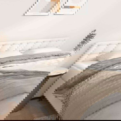  Uzglavlja 2 kom bijela 80x5x78/88 cm od umjetne kože Cene