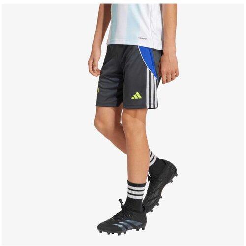 Adidas Messi short y Cene