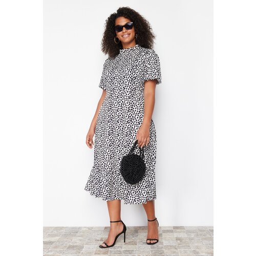 Trendyol Curve Cream Stand Collar Animal Patterned Woven Dress Slike