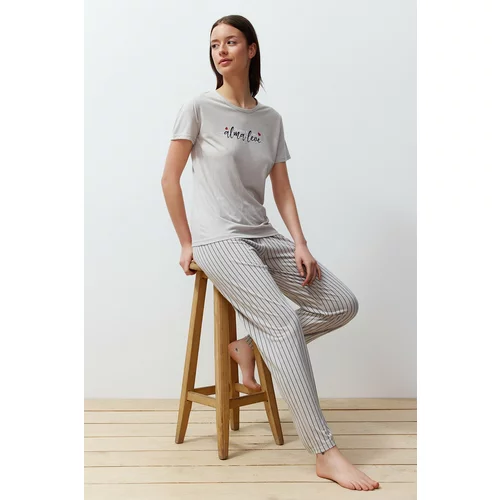 Trendyol Gray Slogan Printed Striped Knitted Pajamas Set