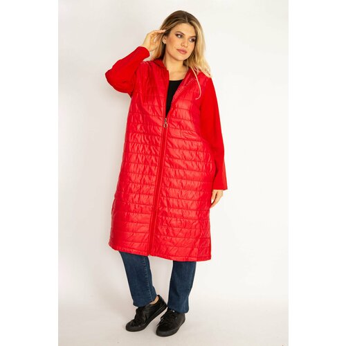 Şans Women's Plus Size Red Front Quilted Zipper And Hooded Coat Cene