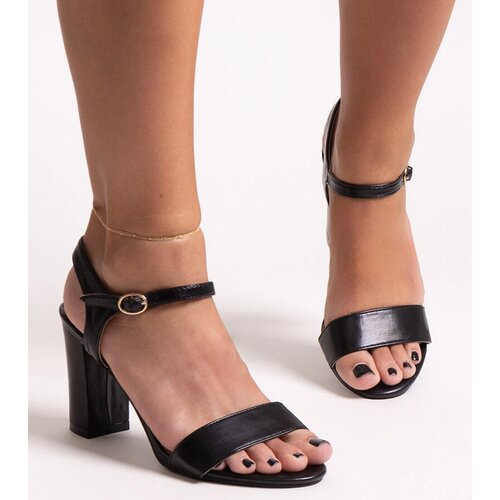 Gemre Black high block heel sandals Rumayta Cene
