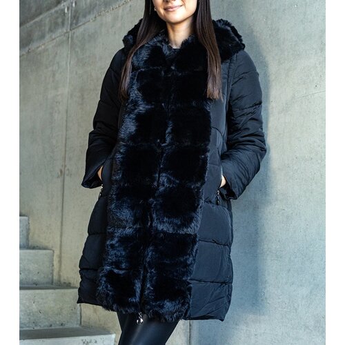 Gemre Black long quilted jacket with detachable sleeves adorned with fur Louis Cene
