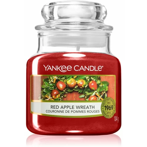 Yankee Candle Red Apple Wreath dišeča svečka 104 g unisex