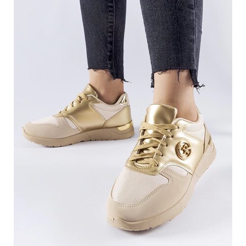 D/CEO White trainers Justar Cene