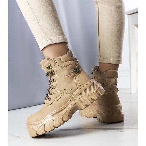 D/CEO Beige insulated boots with chain Harrison Cene