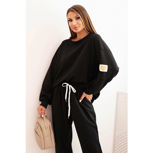 Kesi Włoski Ladies&amp;#039; butter set with a loose sweatshirt and pants with the word LOVE black Slike
