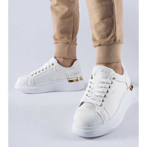 D/CEO White trainers Justar Cijene