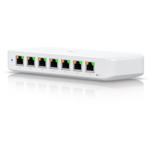 Ubiquiti Ultra 210W Managed L2 Gigabit Ethernet (10 /100 /1000) Power over Ethernet (PoE) White Cijene