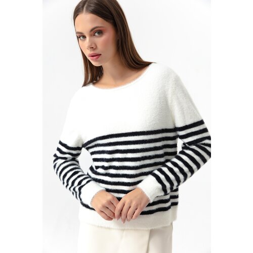 Lafaba Women's White Crewneck Striped Knitwear Sweater Slike