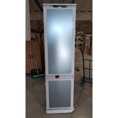 Beko B-roba Kombinovani frižider BCNA306E4SN Neo Frost 193.5 215 l 69 l Cene