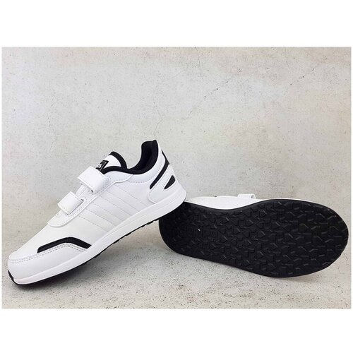 Adidas Nizke superge Vs Switch 3 Cf C Bela Slike