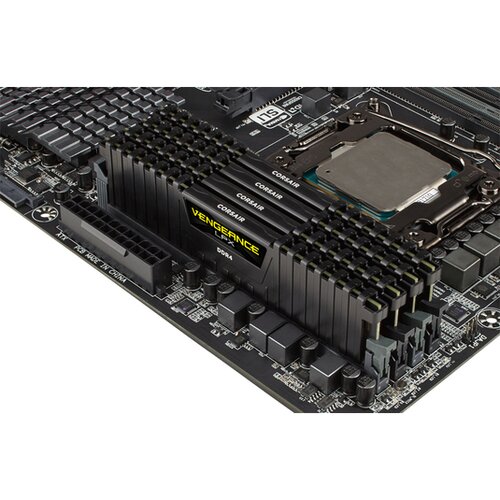 Corsair ram pomnilnik DDR4 16GB (2X8G) CL16 3200 CMK16GX4M2B3200C16 Slike
