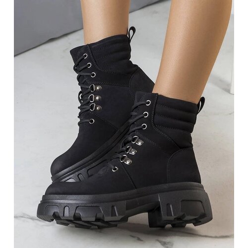D/CEO Black patent leather insulated boots Campi Cene