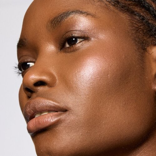 MAC Cosmetics Glow Play Bouncy Highlighter highlighter nijansa 7.5 g Slike