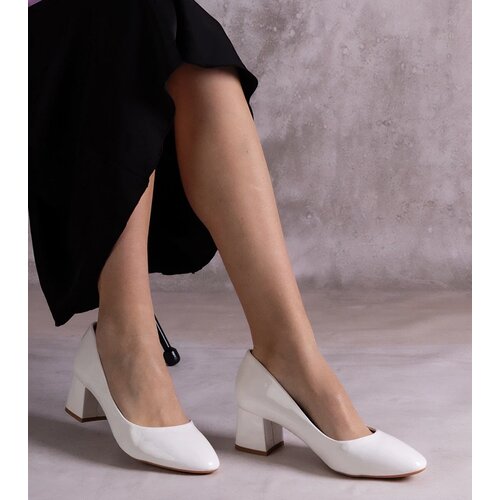 D/CEO Beige high heel pumps Unos Cene