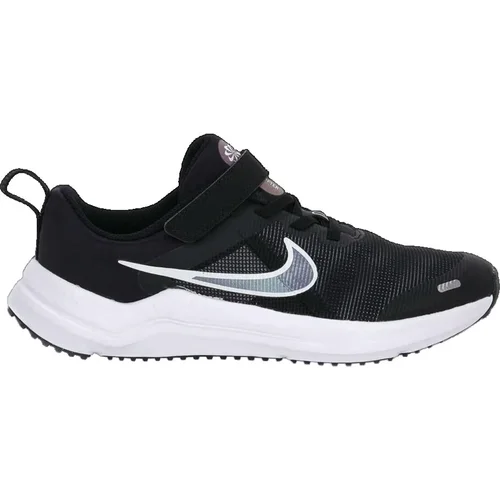 Nike Downshifter 12 Crna