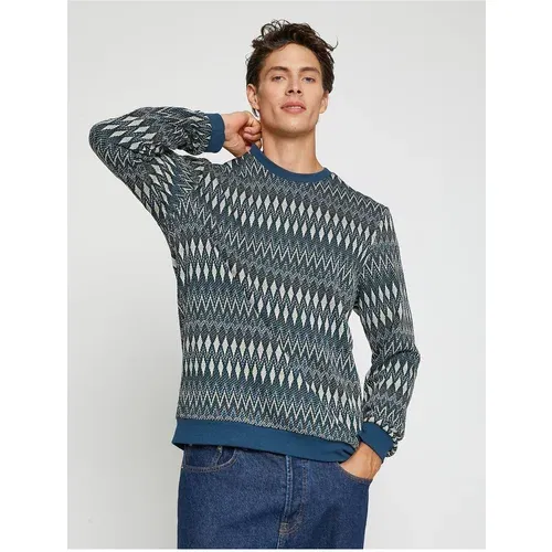 Koton Patterned Knitwear Sweater Crew Neck