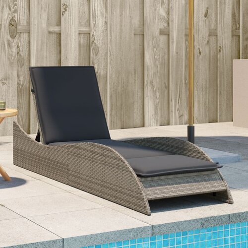 vidaXL Ležalnik z blazino siv 60x205x73 cm poli ratan Cene