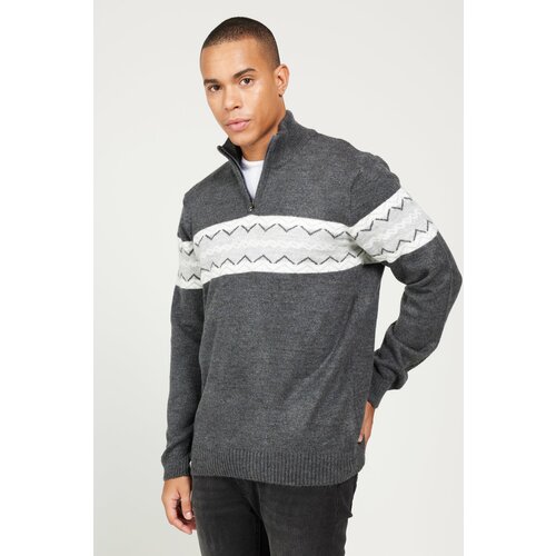 AC&Co / Altınyıldız Classics Men's Smoky-gray Recycle Standard Fit Regular Cut Bato Neck Zippered Ethnic Patterned Wool Knitwear Sweater. Slike