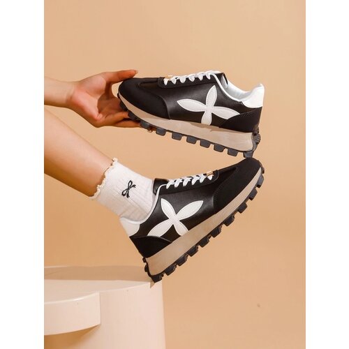 Resti Women's sports sneakers on a thicker sole Aloqa Cene