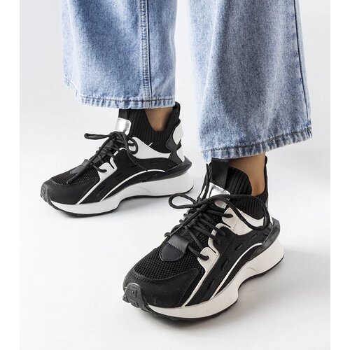 Gemre Black and white stylish sneakers Begins Slike